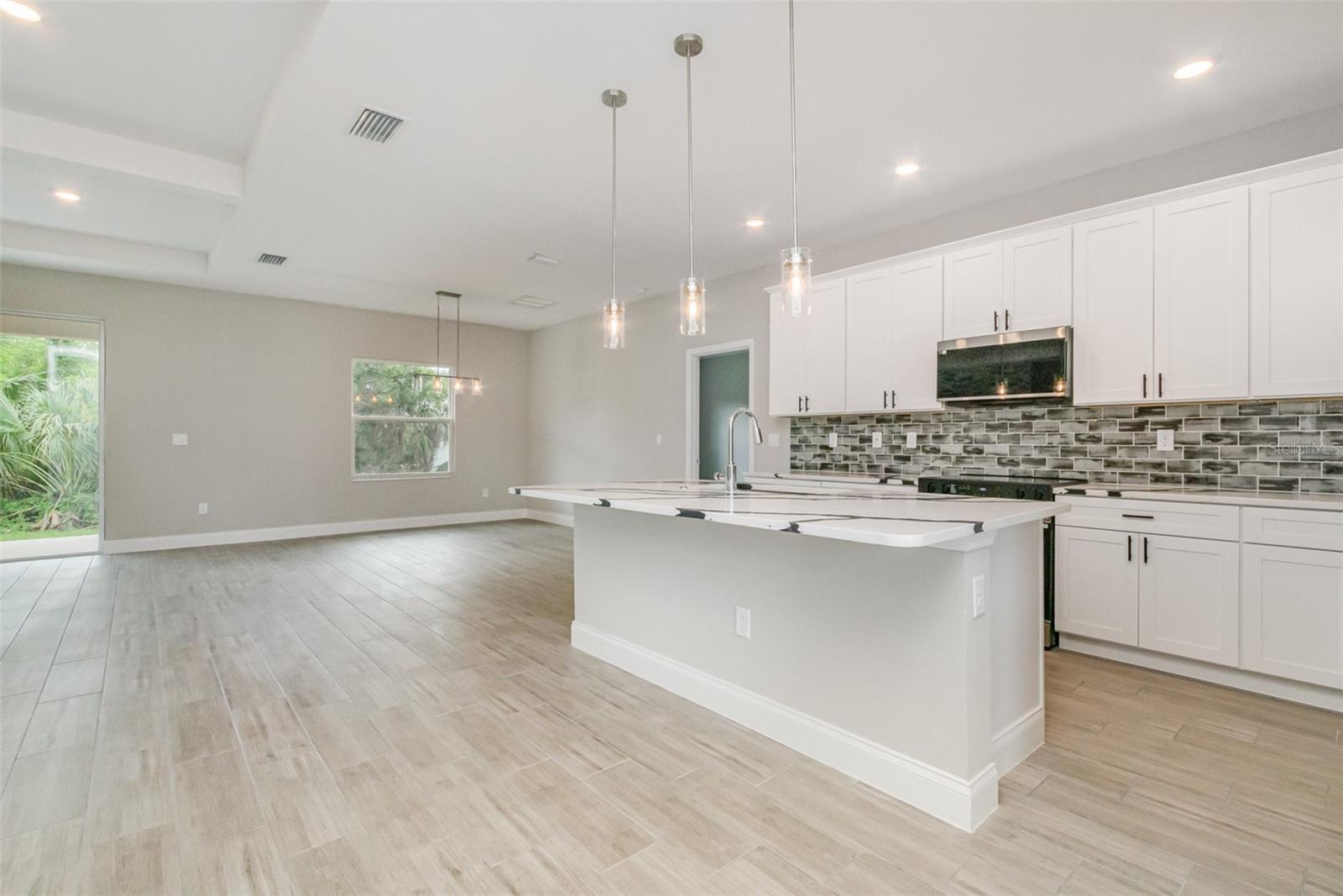 Image 8 of 28 For 14362 San Domingo Boulevard