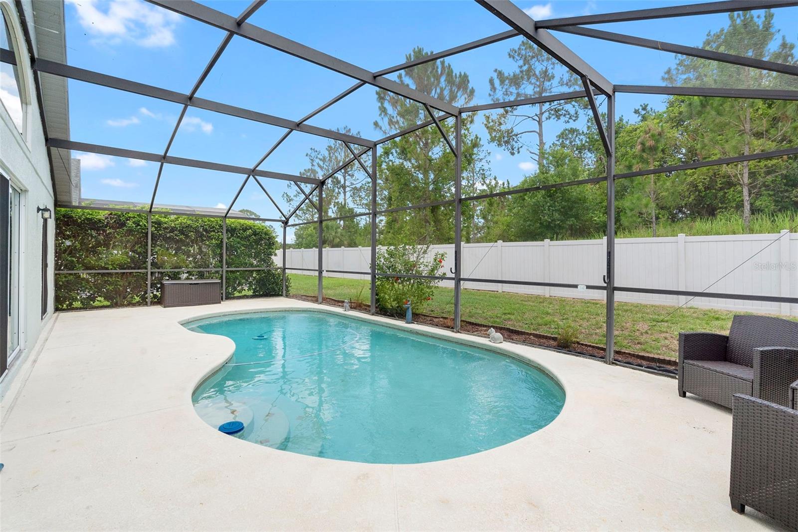 Image 22 of 30 For 824 Casterton Circle