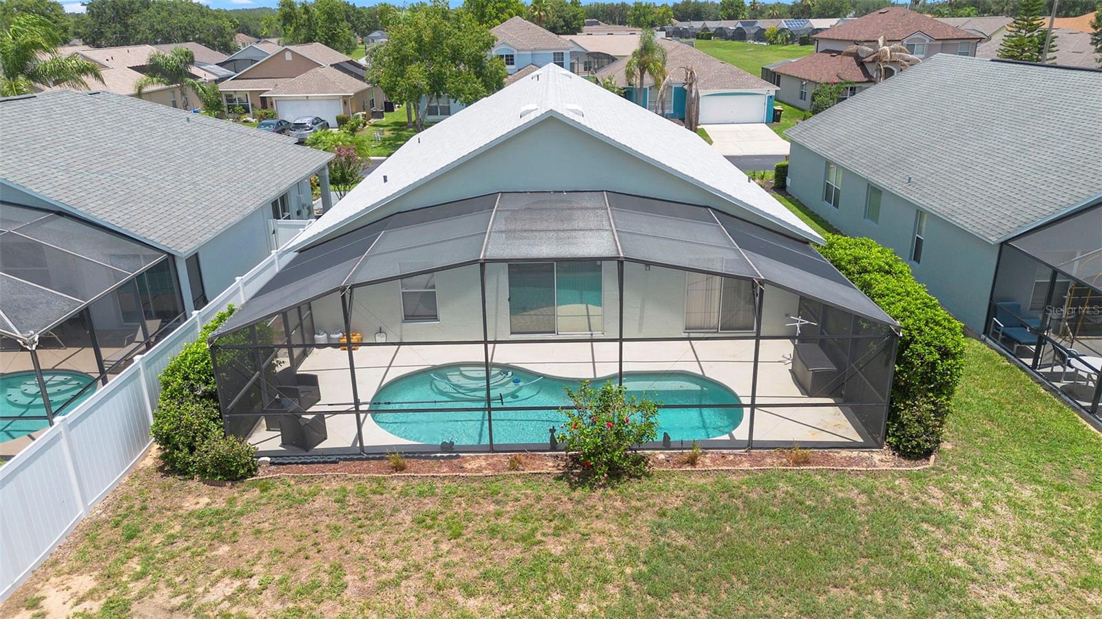 Image 3 of 30 For 824 Casterton Circle
