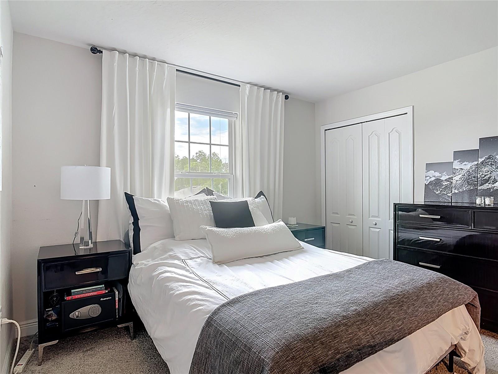 Image 41 of 66 For 1586 Chelsea Manor