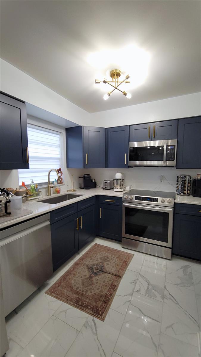 Image 11 of 32 For 2380 Spring Hollow Drive