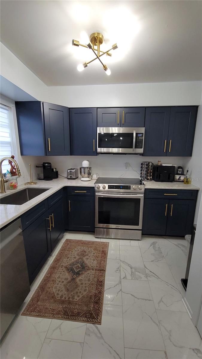 Image 12 of 32 For 2380 Spring Hollow Drive