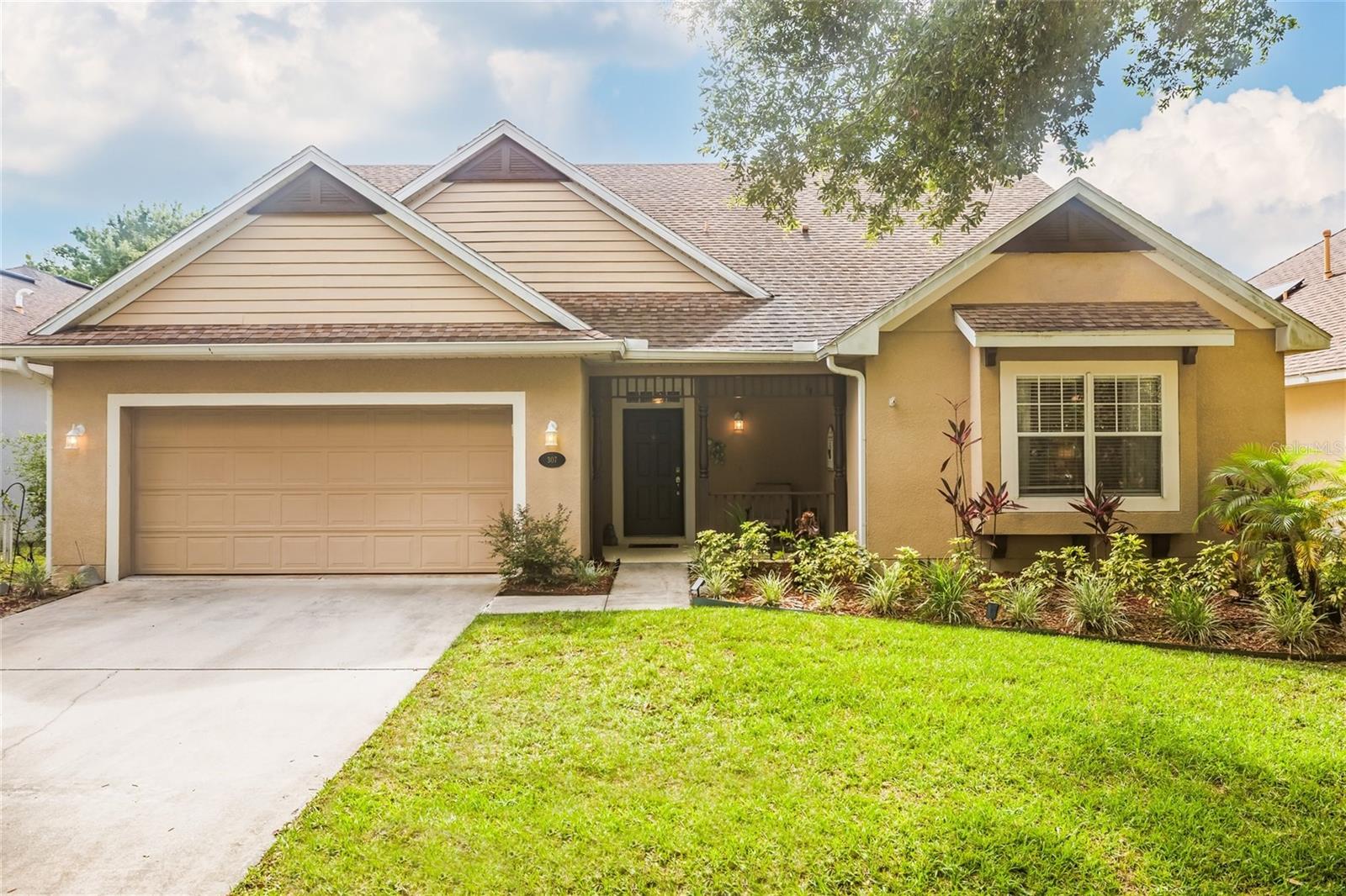 Details for 307 Ravenshill Way, DELAND, FL 32724
