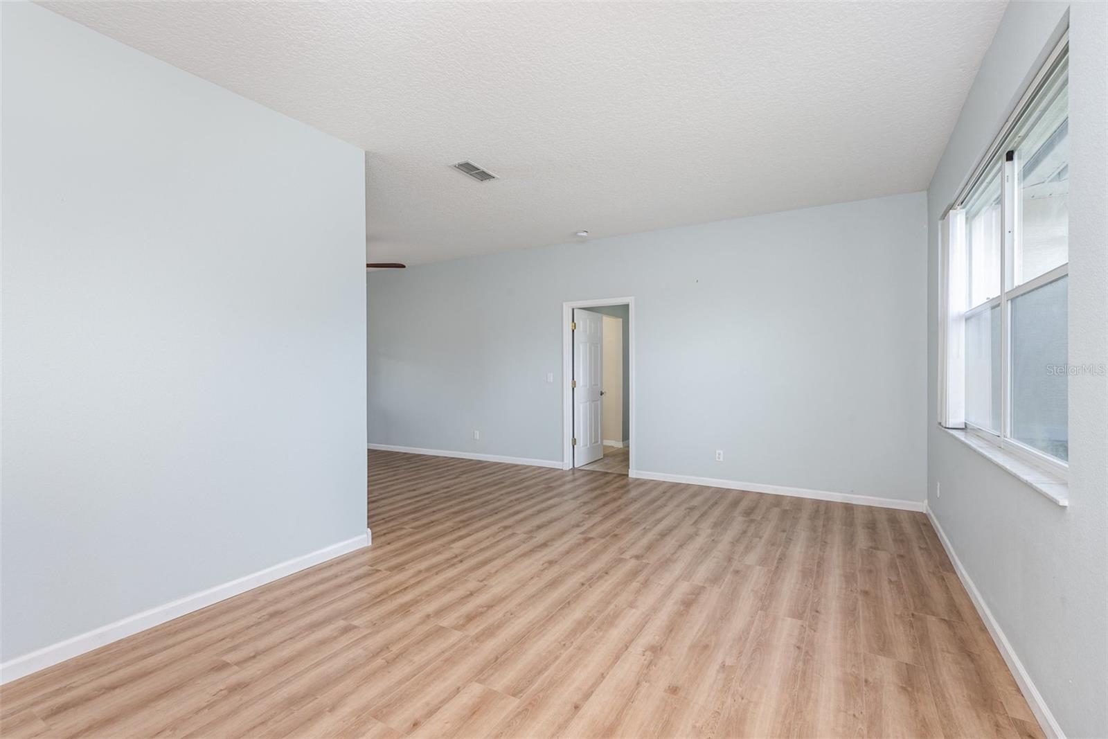 Image 7 of 30 For 5445 Turton Lane
