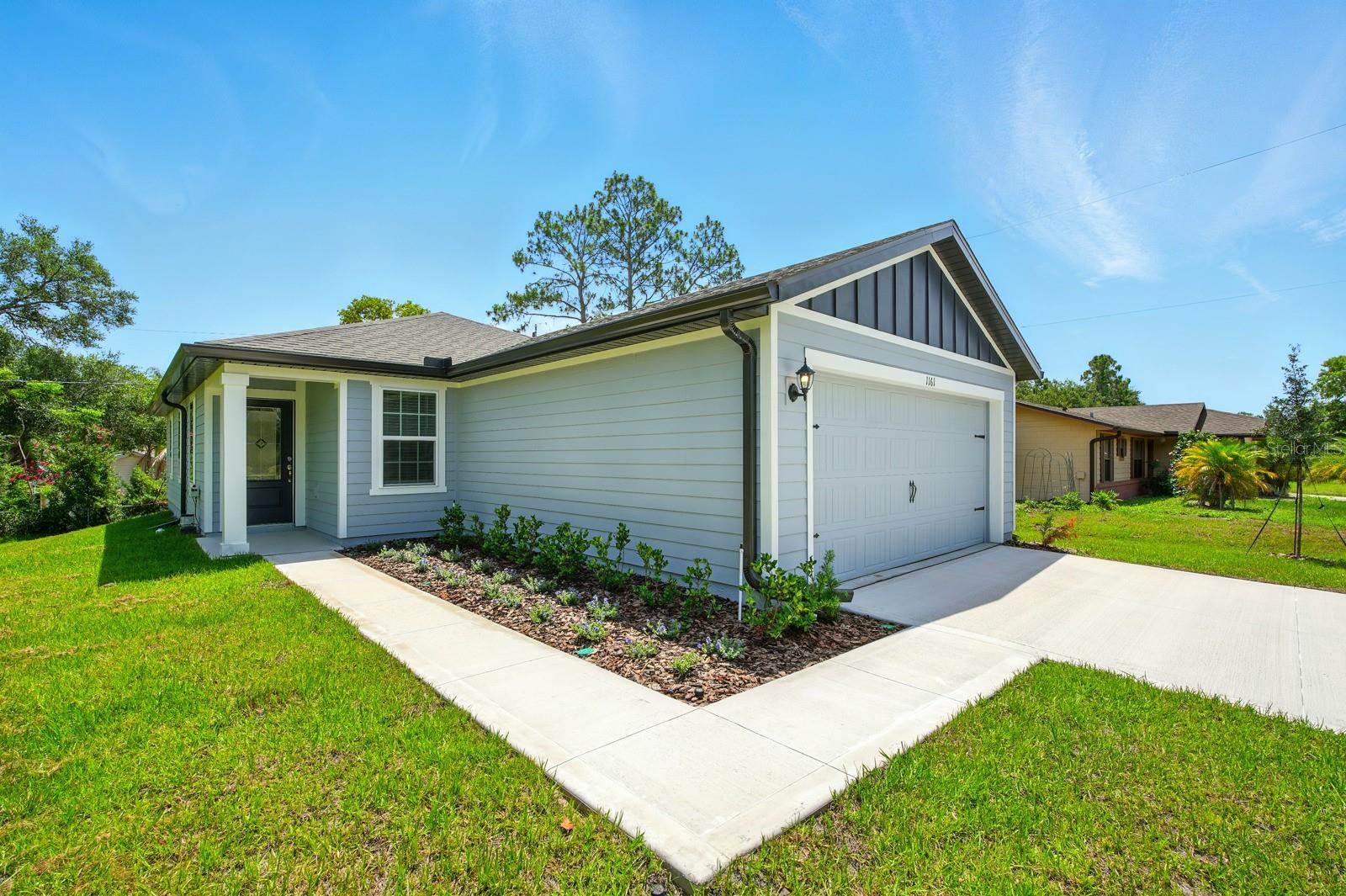 Image 4 of 25 For 1161 Kenway Avenue