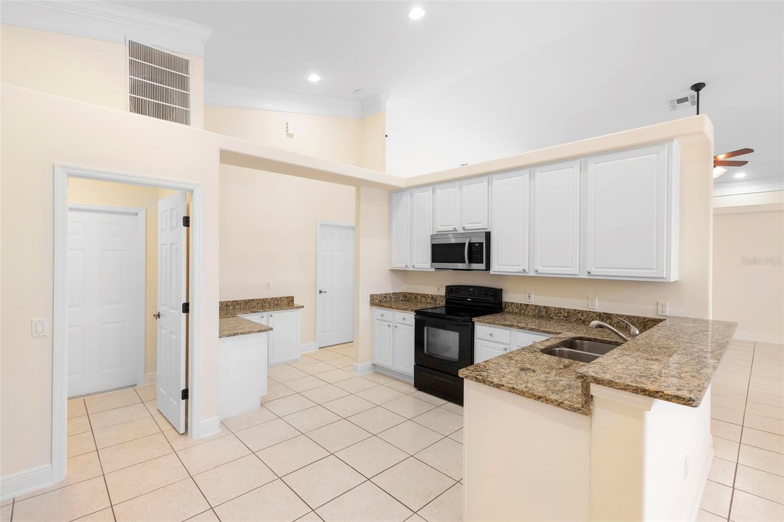 Image 11 of 57 For 2263 Catbriar Way