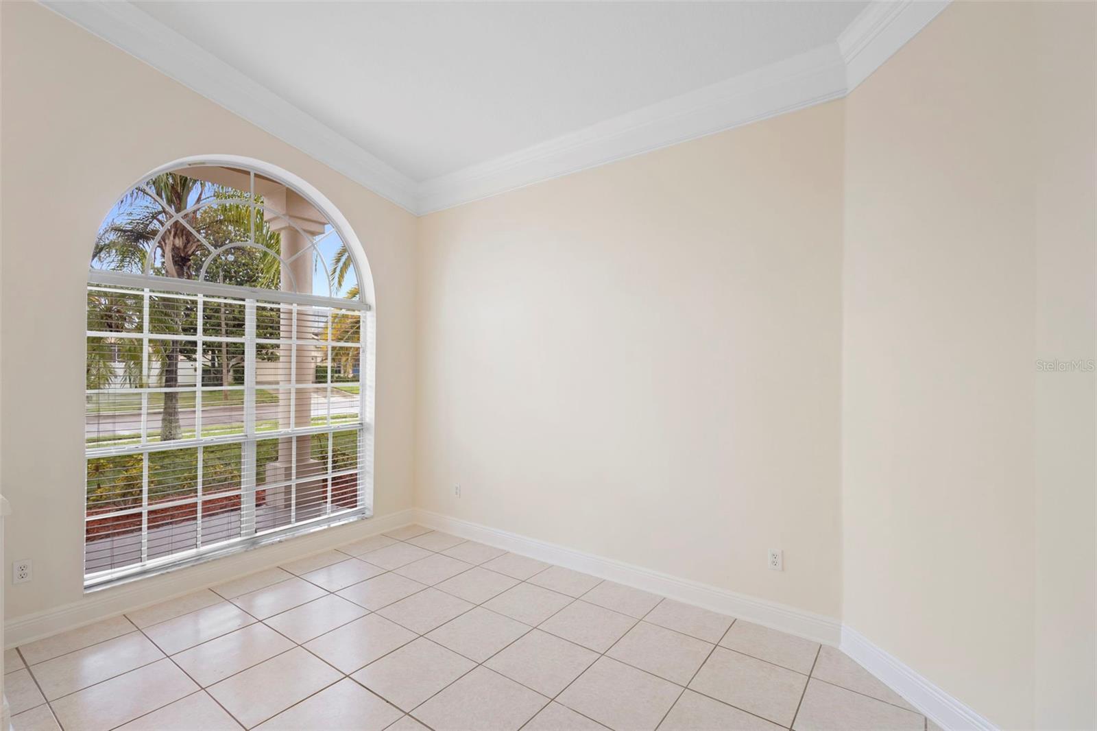 Image 15 of 57 For 2263 Catbriar Way