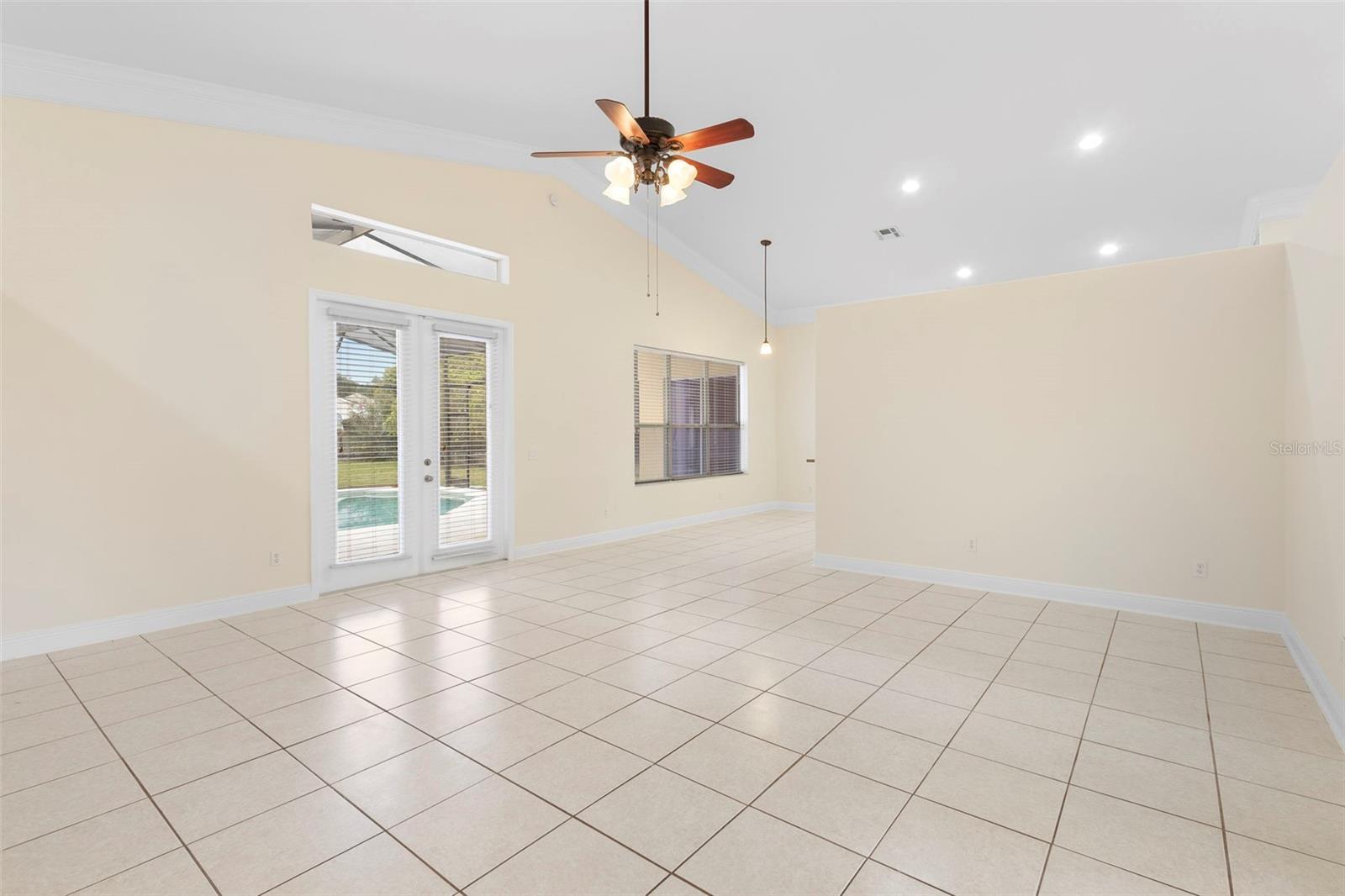 Image 16 of 57 For 2263 Catbriar Way