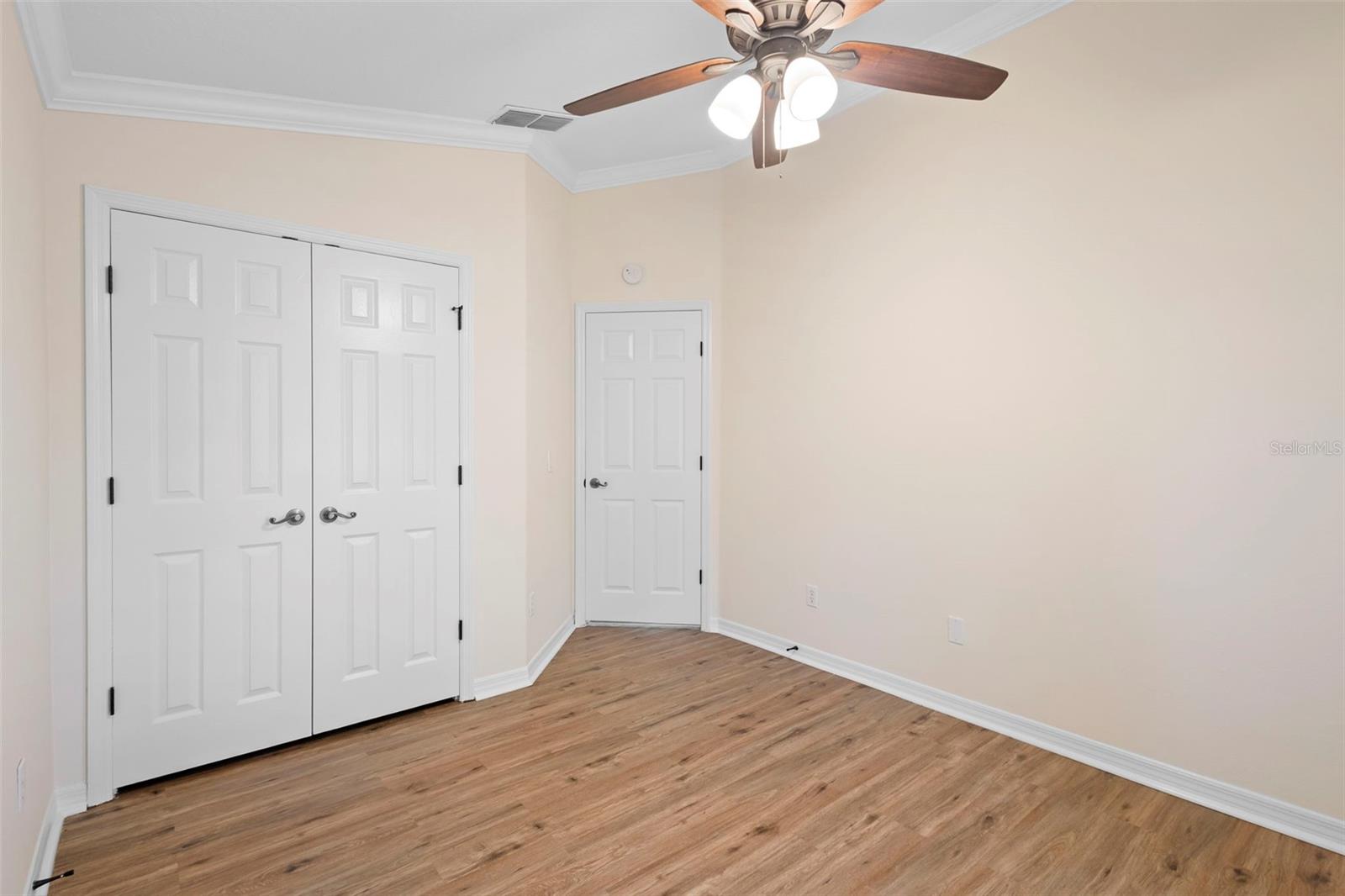 Image 22 of 57 For 2263 Catbriar Way