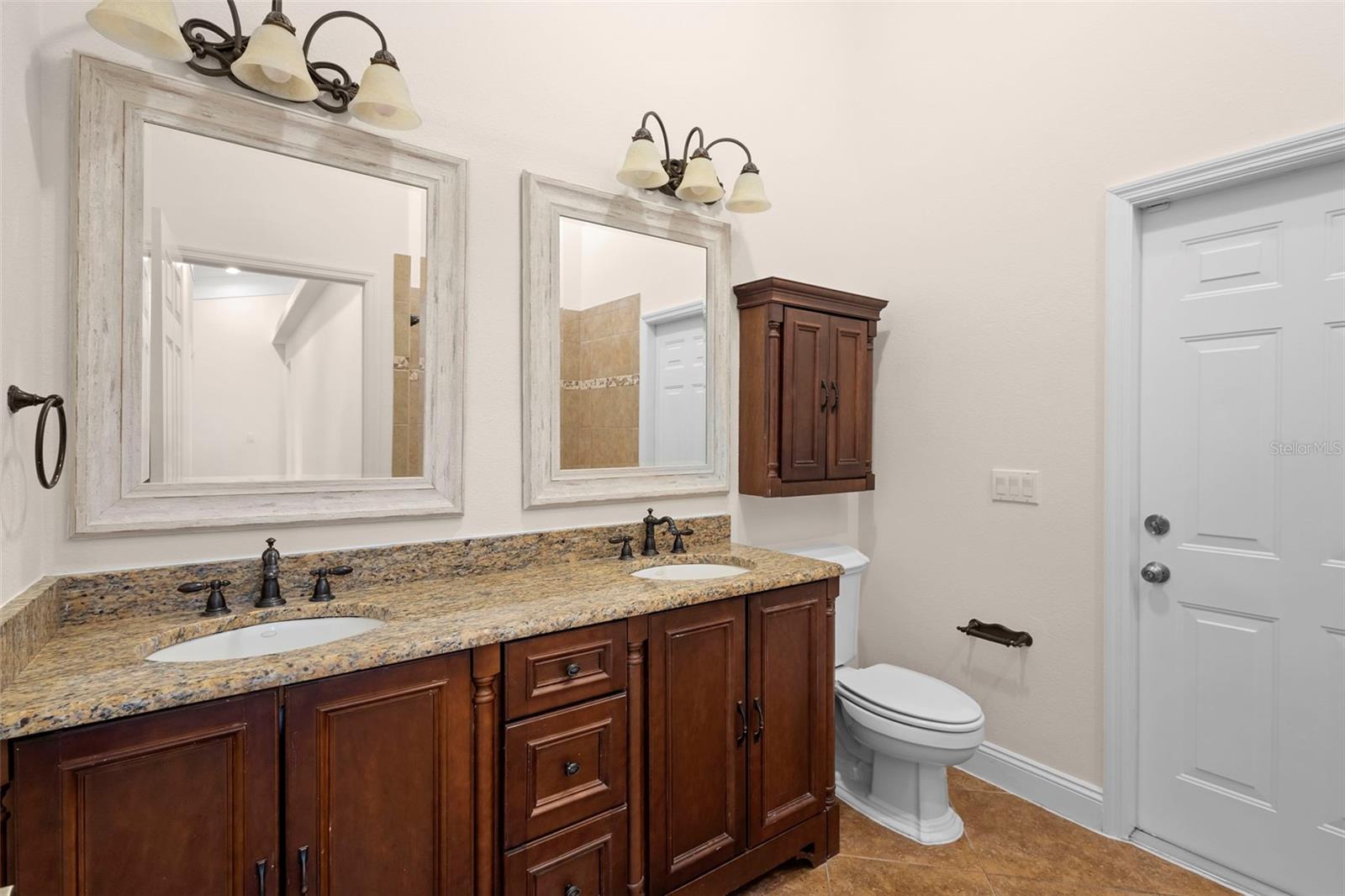 Image 25 of 57 For 2263 Catbriar Way