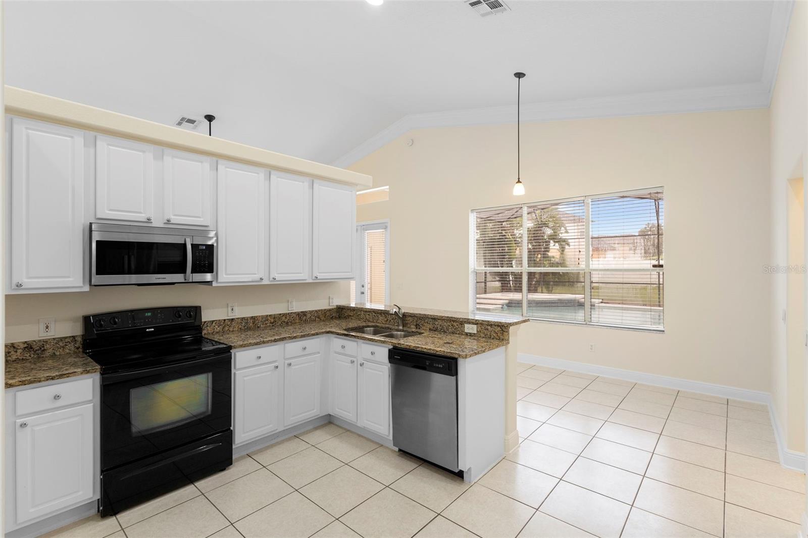 Image 7 of 57 For 2263 Catbriar Way