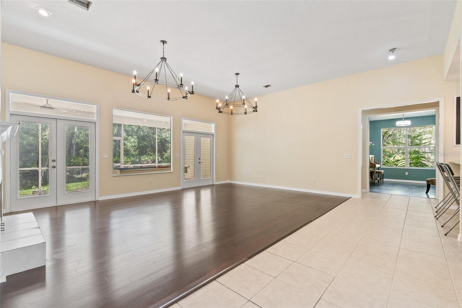 Image 15 of 65 For 11933 Pasco Trails Boulevard