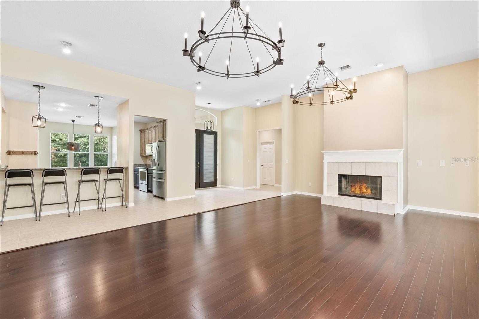 Image 4 of 65 For 11933 Pasco Trails Boulevard