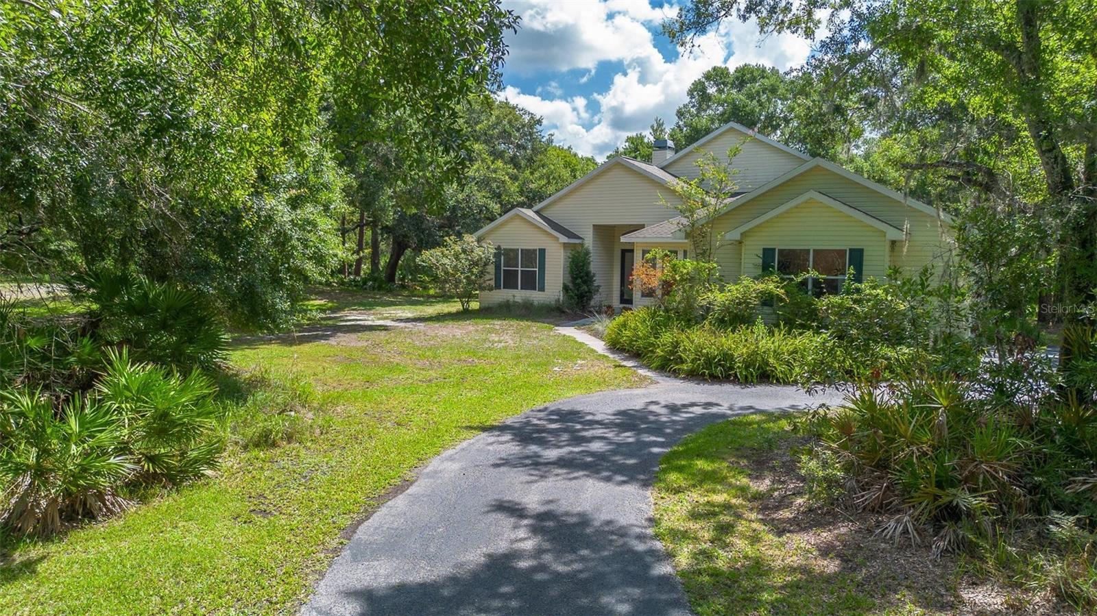 Image 43 of 65 For 11933 Pasco Trails Boulevard
