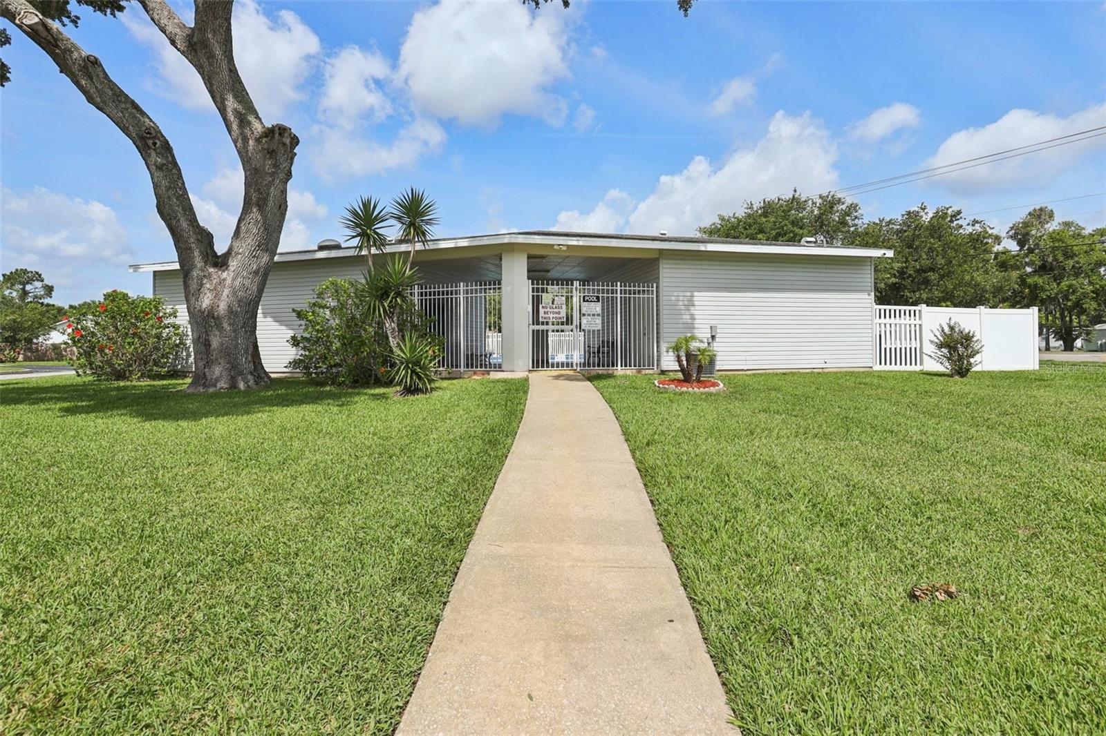 Image 30 of 42 For 903 Deer Springs Road