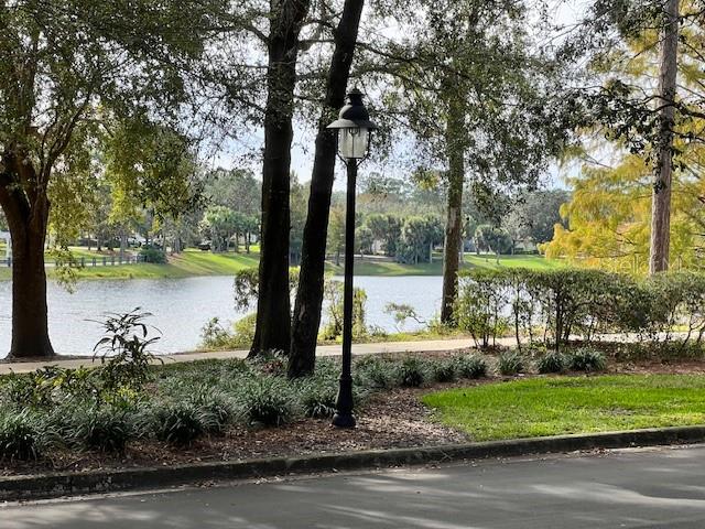 Image 18 of 30 For 112 Lake Victoria Circle