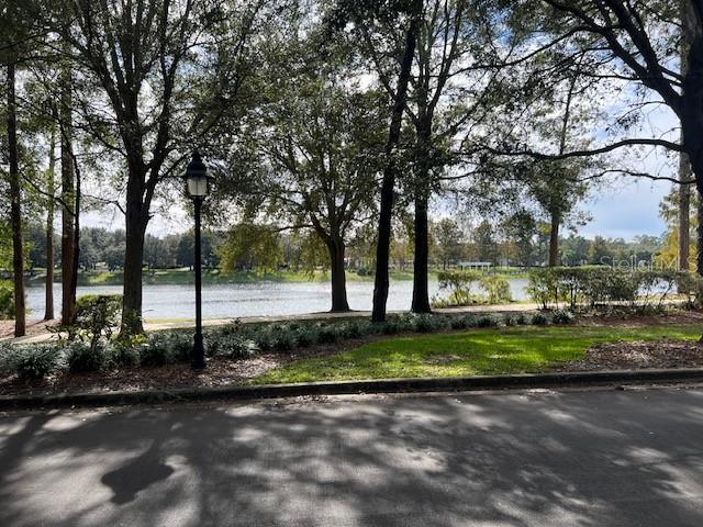 Image 20 of 30 For 112 Lake Victoria Circle