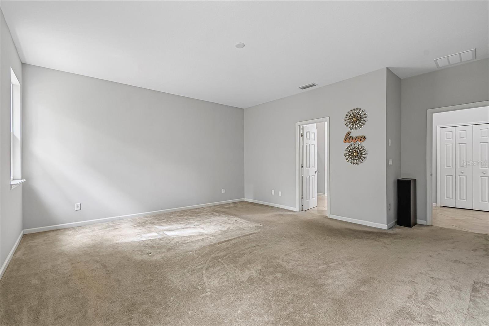 Image 14 of 51 For 31 Abacus Avenue