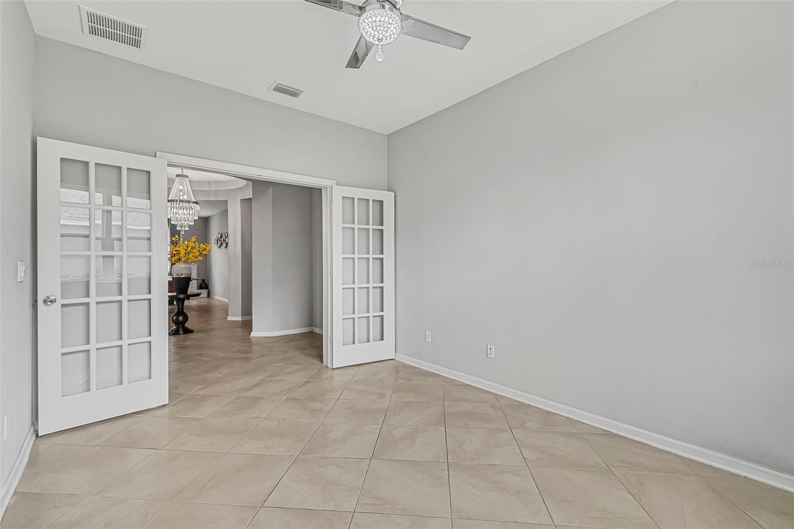 Image 24 of 51 For 31 Abacus Avenue