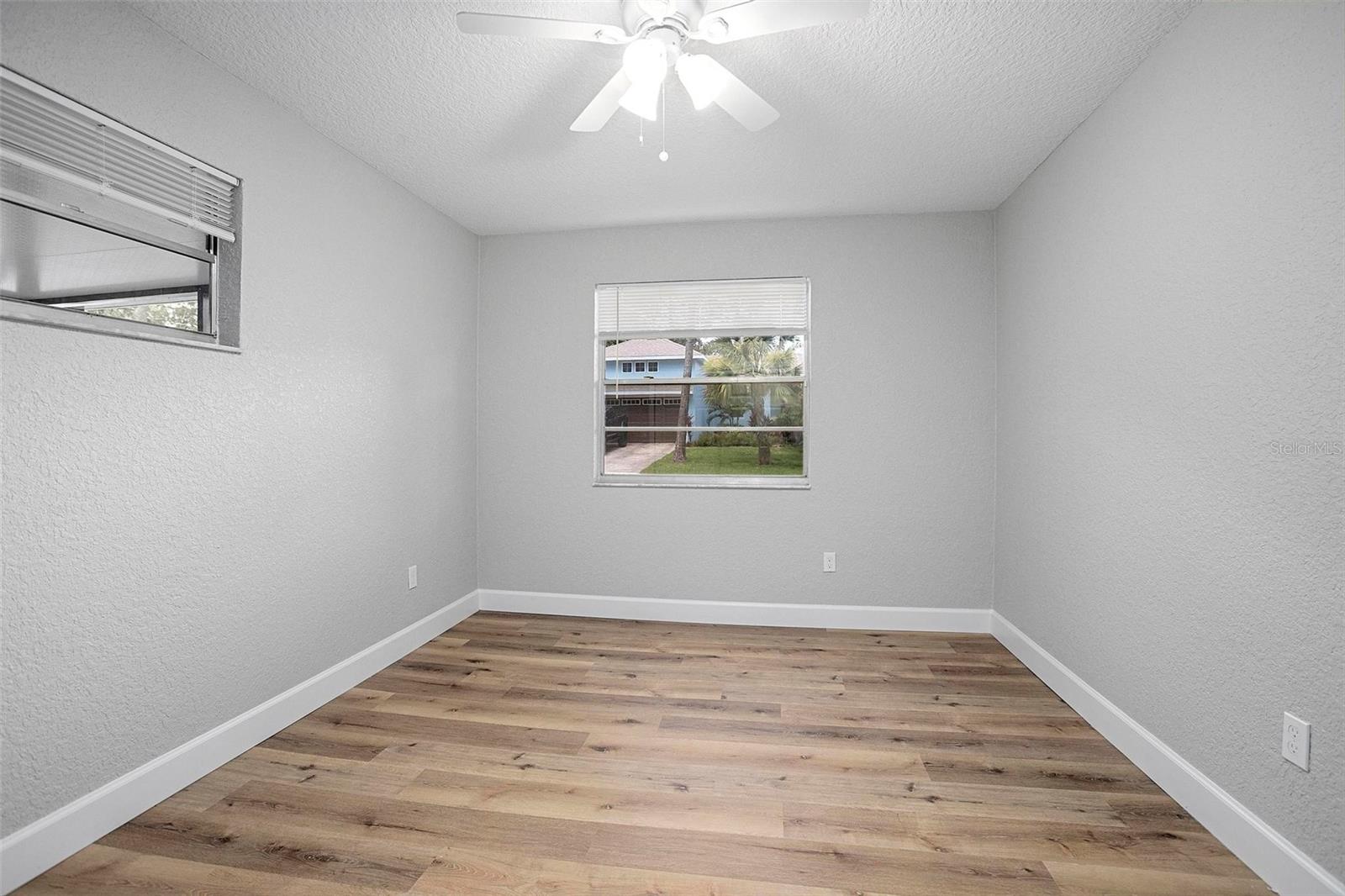 Image 19 of 26 For 5402 Turton Lane