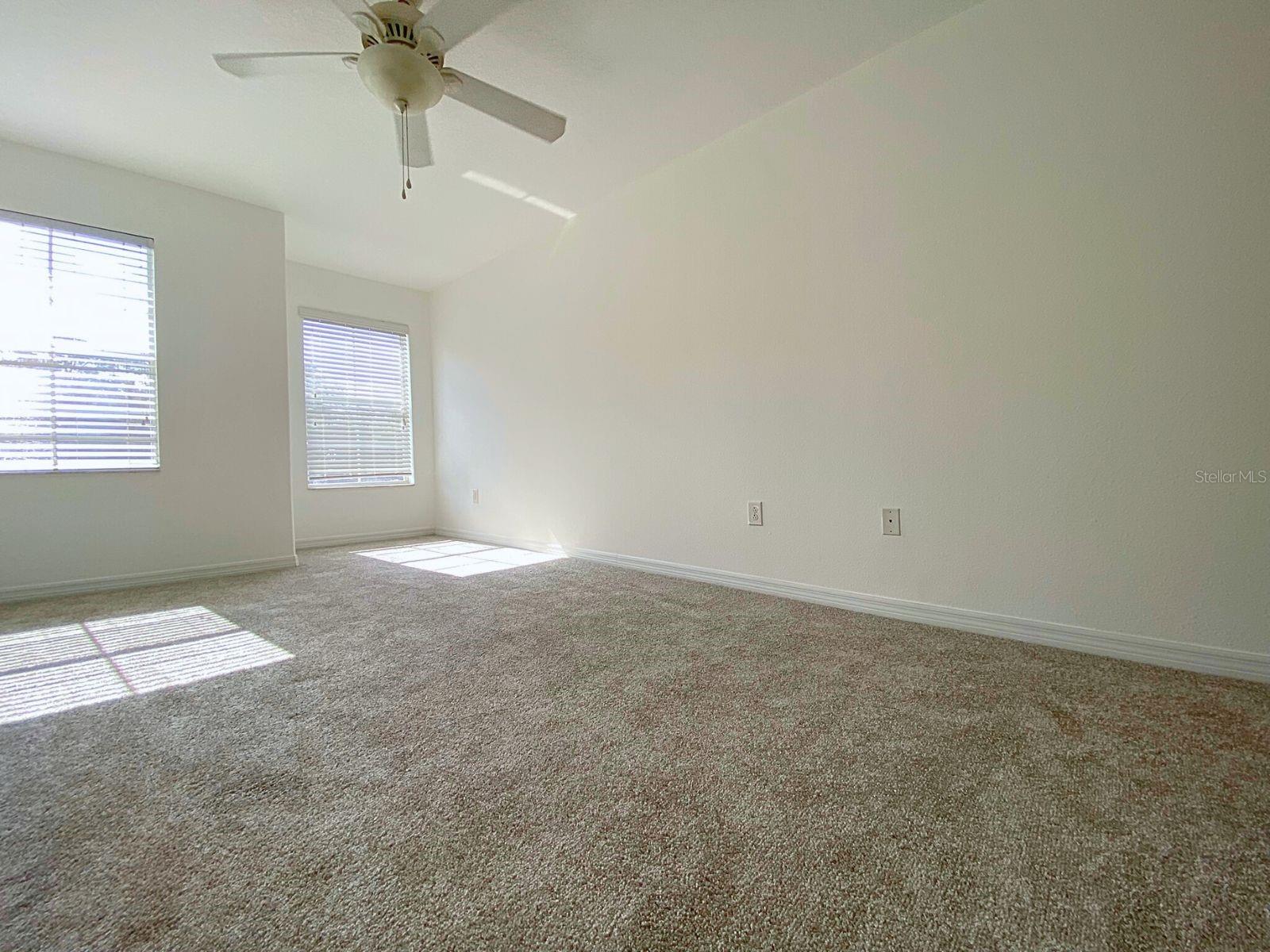 Image 11 of 23 For 405 Carina Circle
