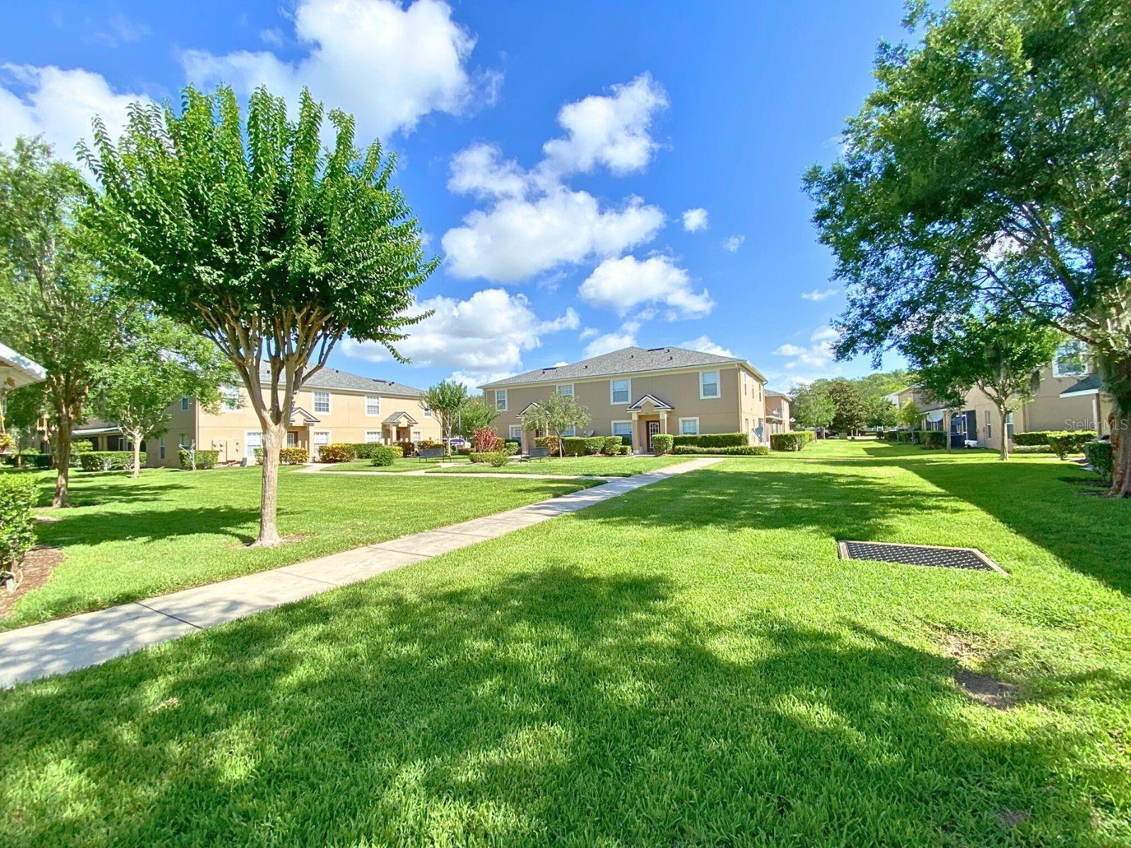 Image 17 of 23 For 405 Carina Circle