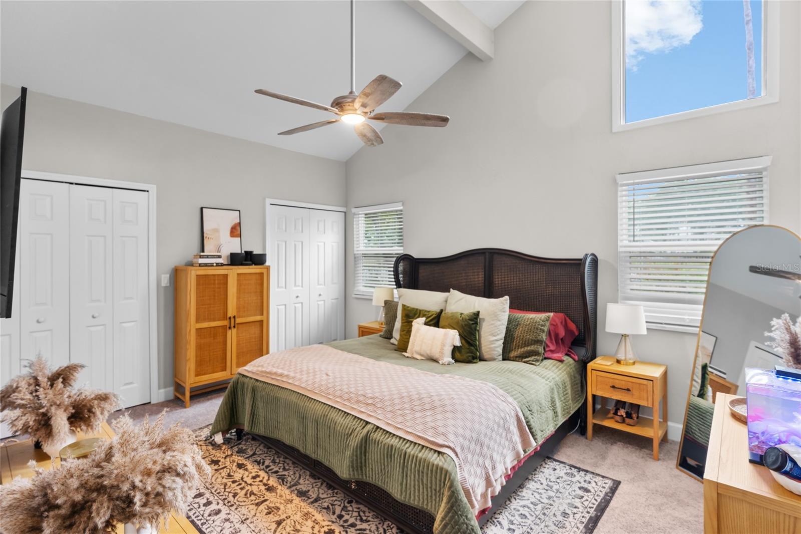Image 12 of 26 For 64 Ravenwood Court
