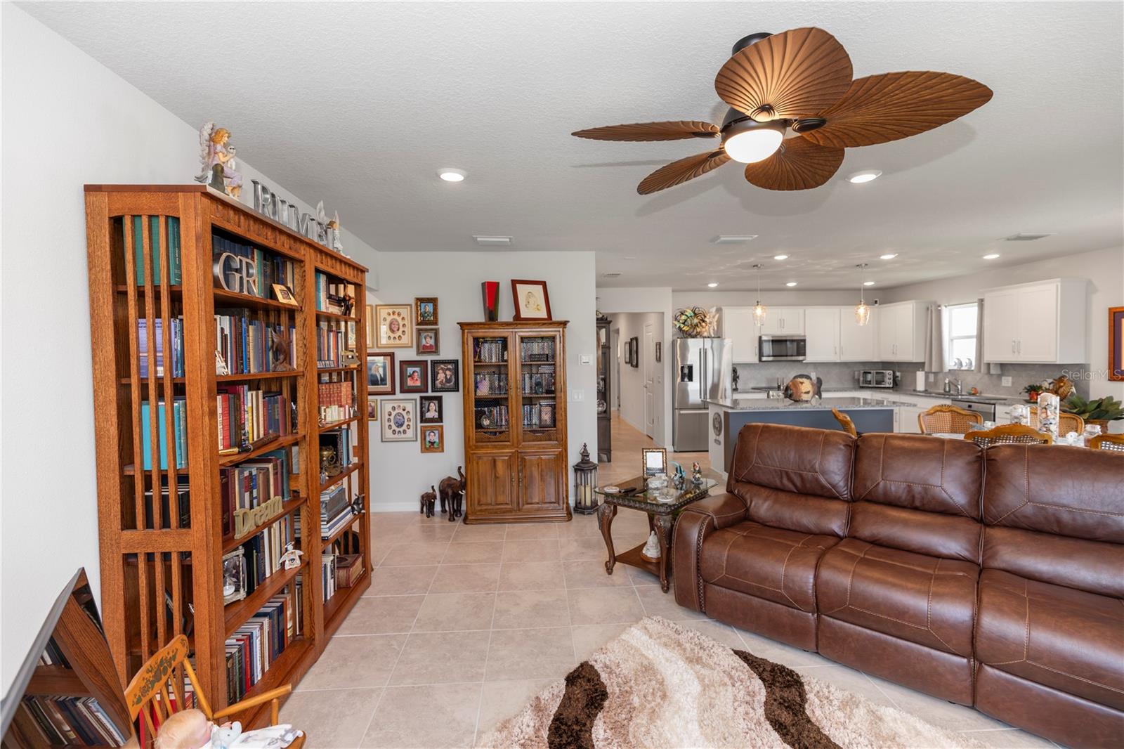 Image 10 of 31 For 1323 Donatello Lane