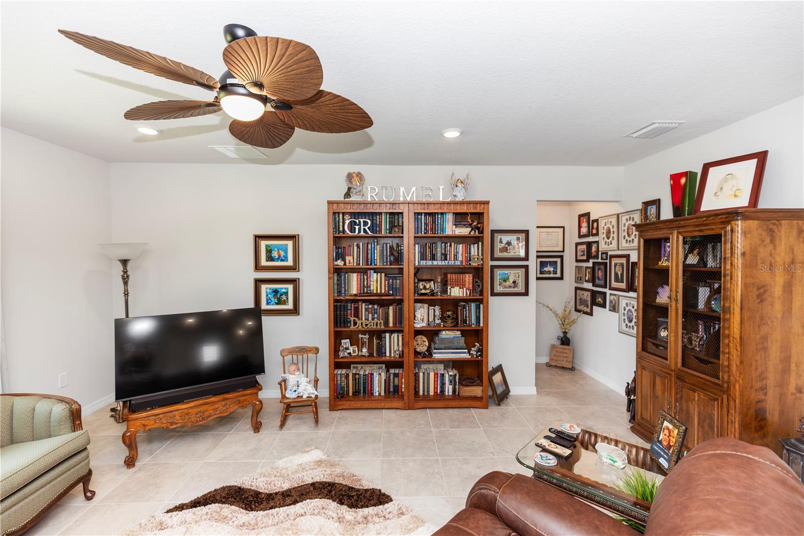 Image 8 of 31 For 1323 Donatello Lane