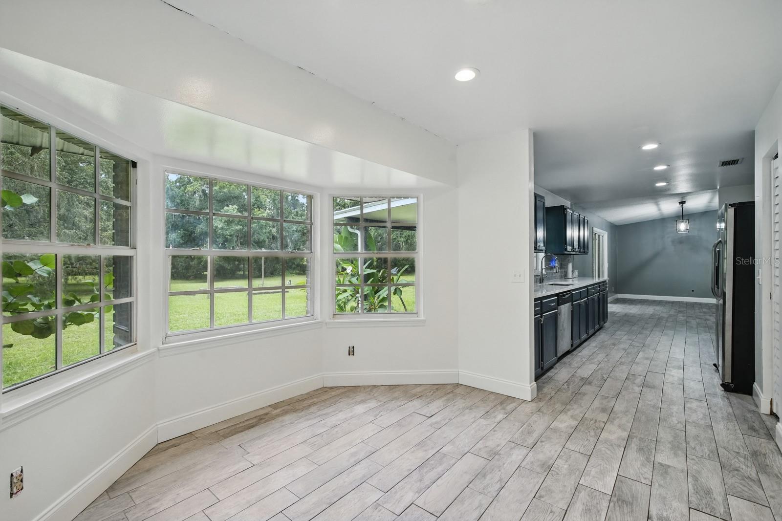 Image 16 of 47 For 2950 Ragis Road