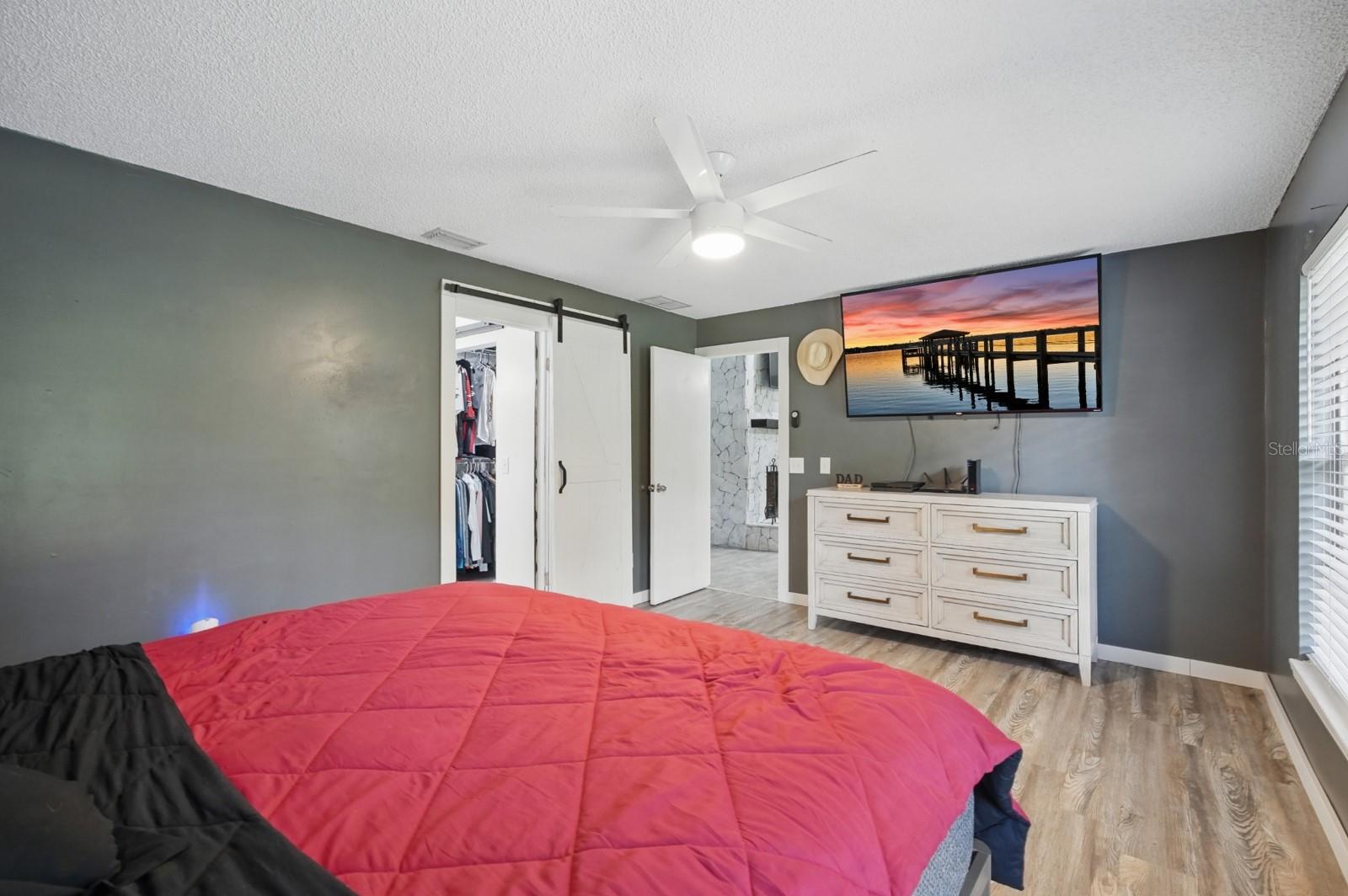 Image 21 of 47 For 2950 Ragis Road