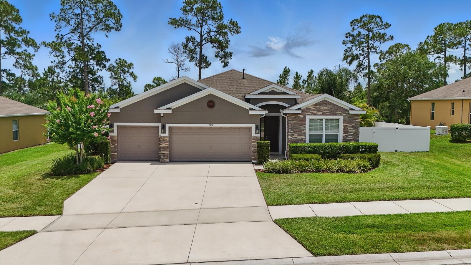 Details for 1314 Lake Baton Drive, DELTONA, FL 32725
