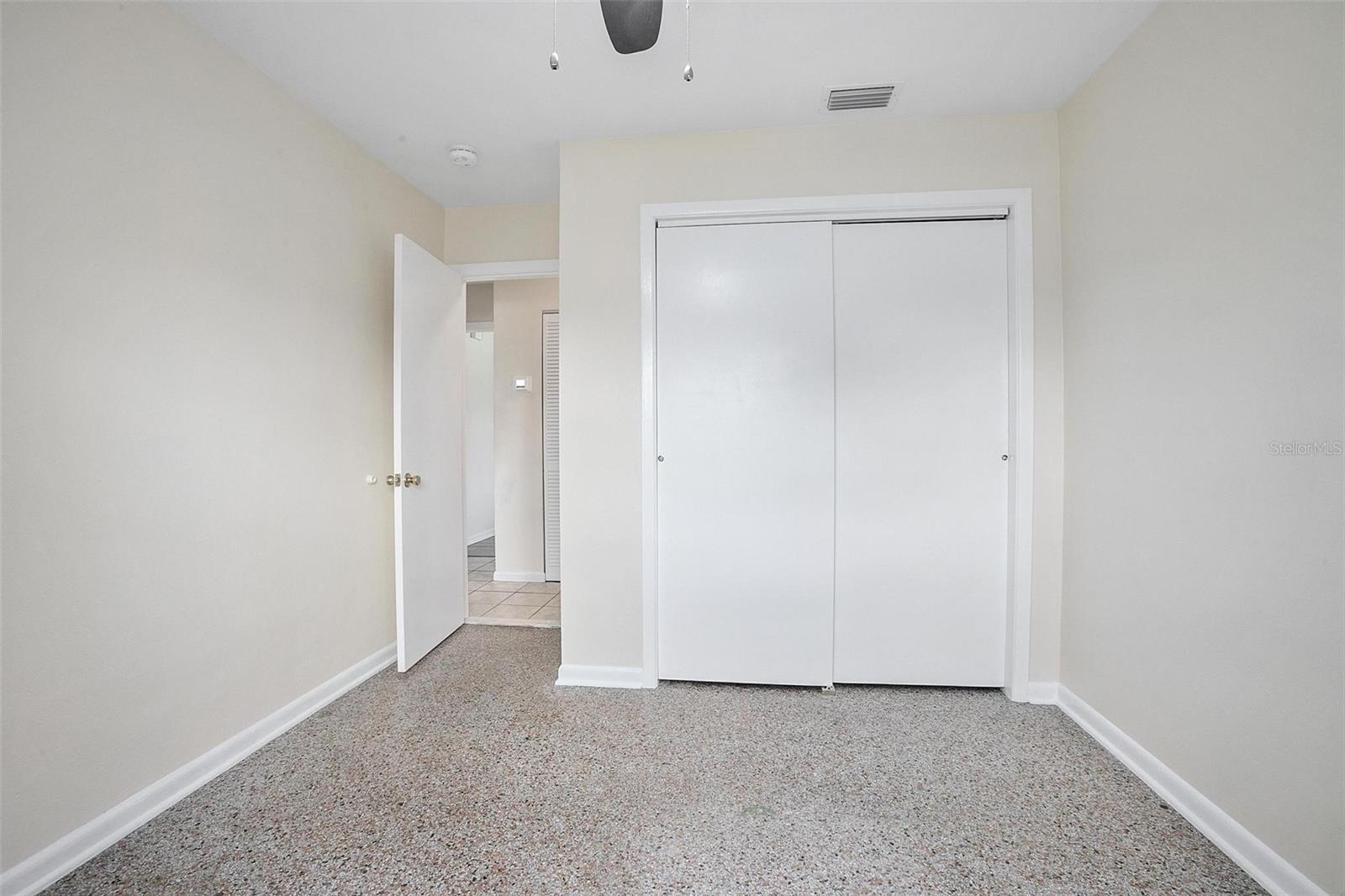 Image 12 of 30 For 502 Hogle Avenue