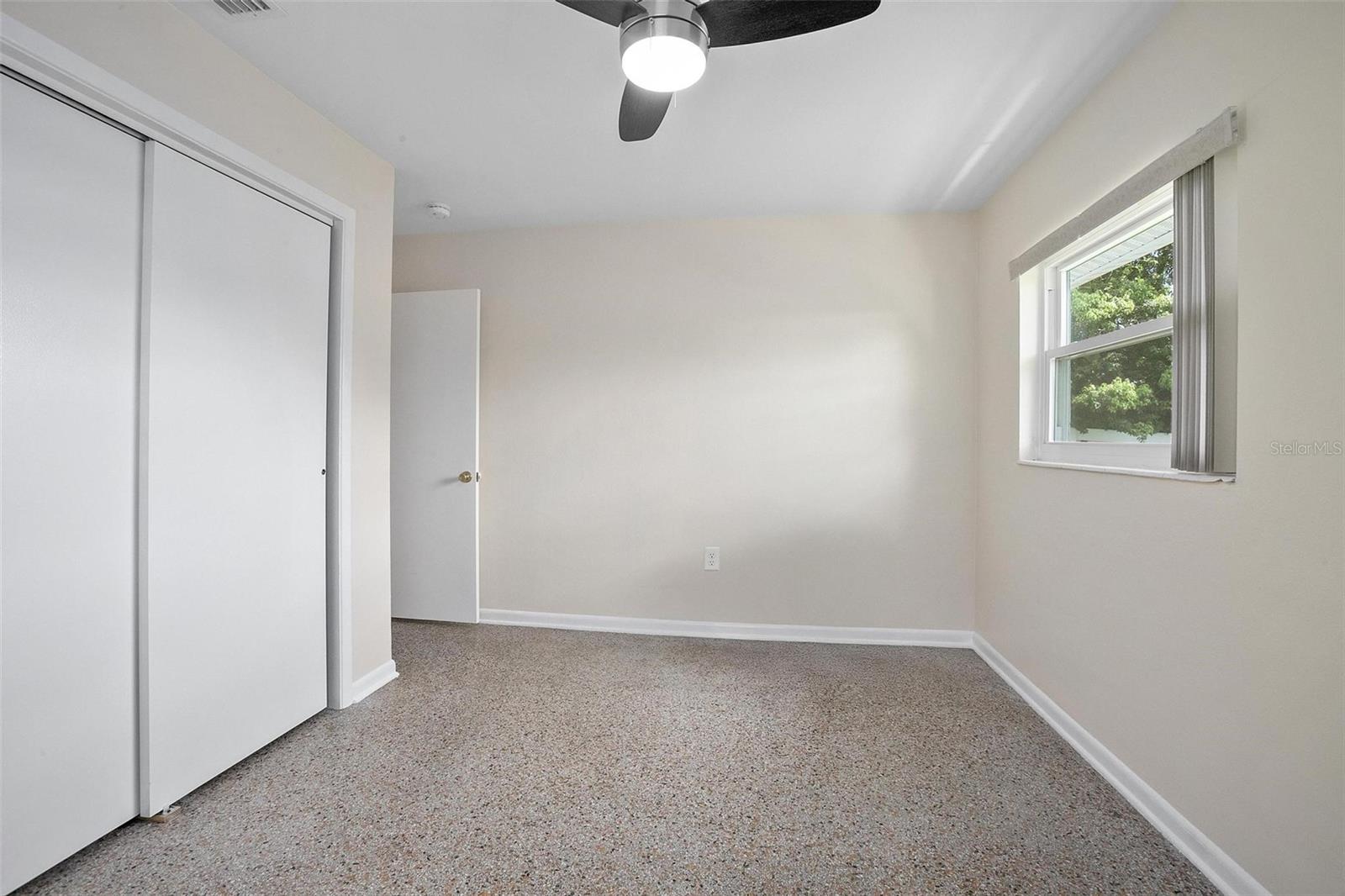 Image 14 of 30 For 502 Hogle Avenue