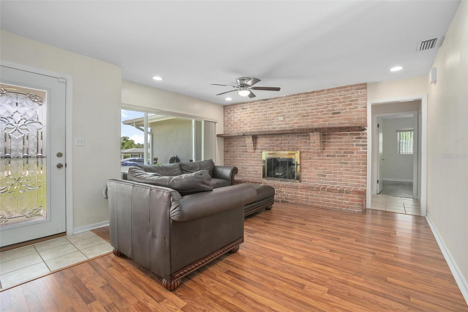 Image 4 of 30 For 502 Hogle Avenue