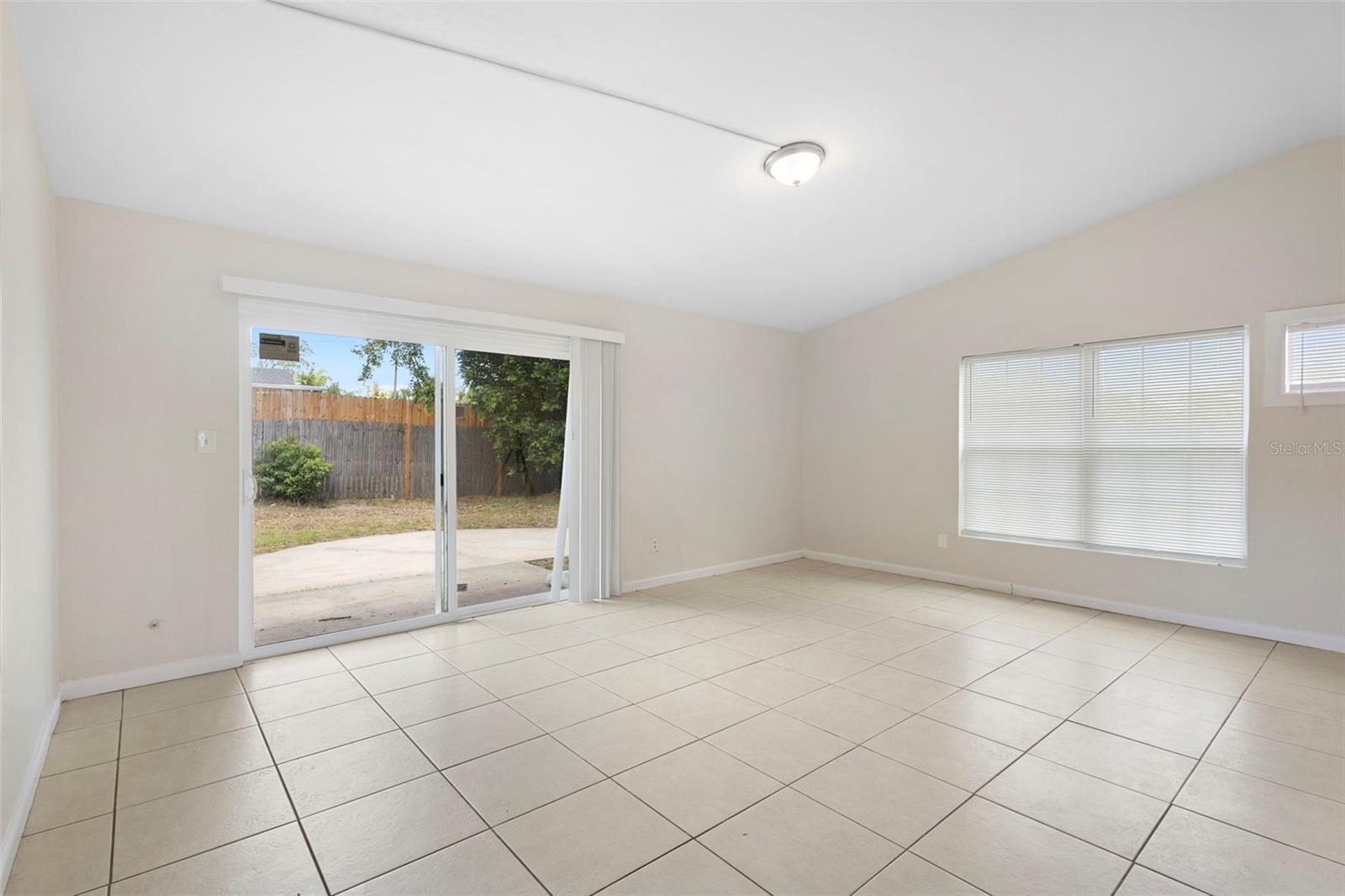 Image 14 of 39 For 5825 Forest Grove Boulevard