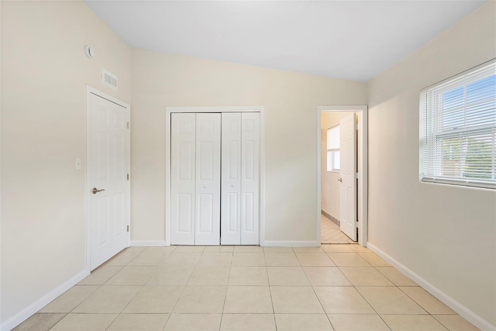 Image 22 of 39 For 5825 Forest Grove Boulevard