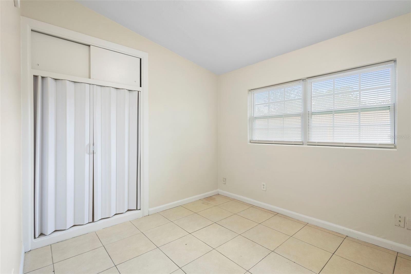 Image 24 of 39 For 5825 Forest Grove Boulevard