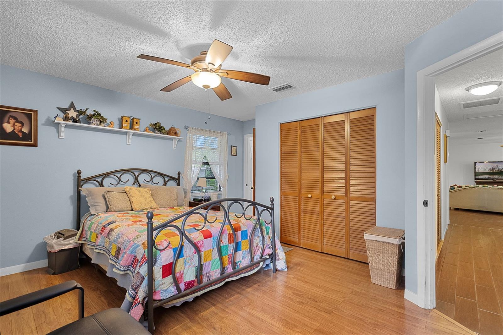 Image 16 of 33 For 270 Sandyhook Lane