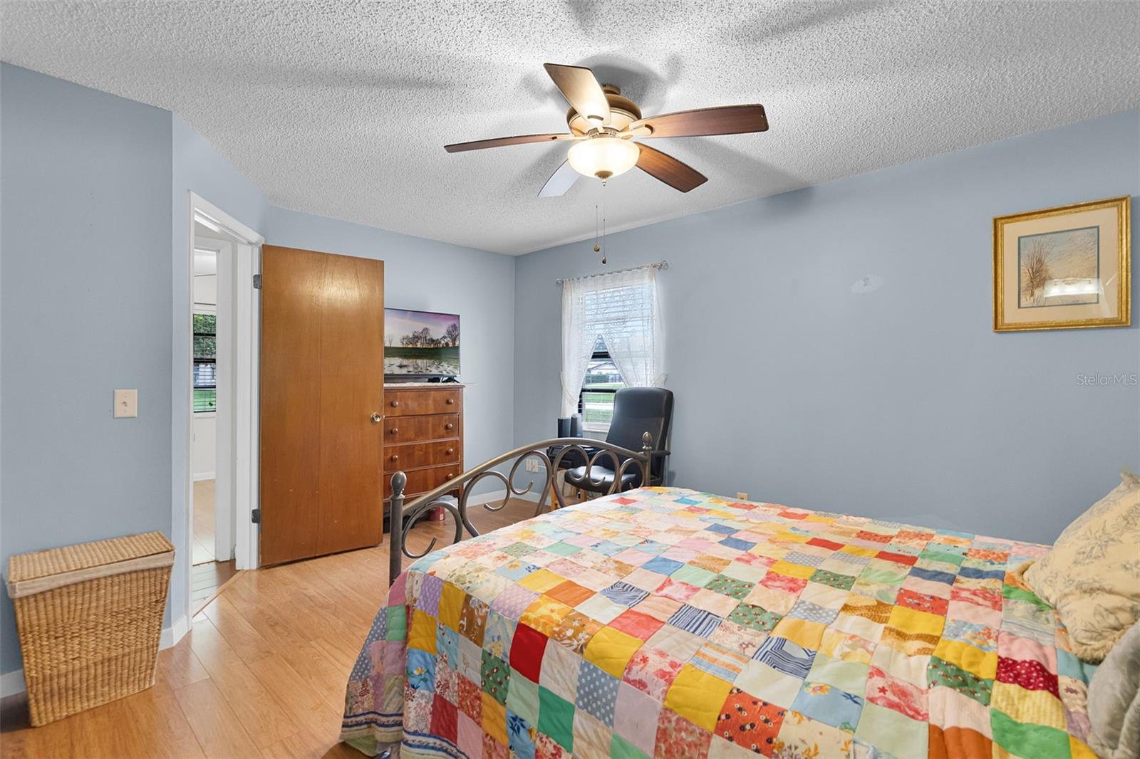 Image 18 of 33 For 270 Sandyhook Lane