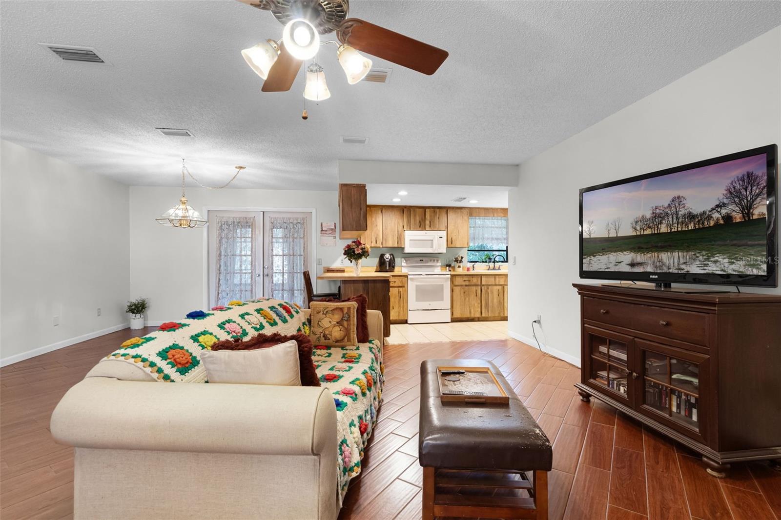 Image 7 of 33 For 270 Sandyhook Lane