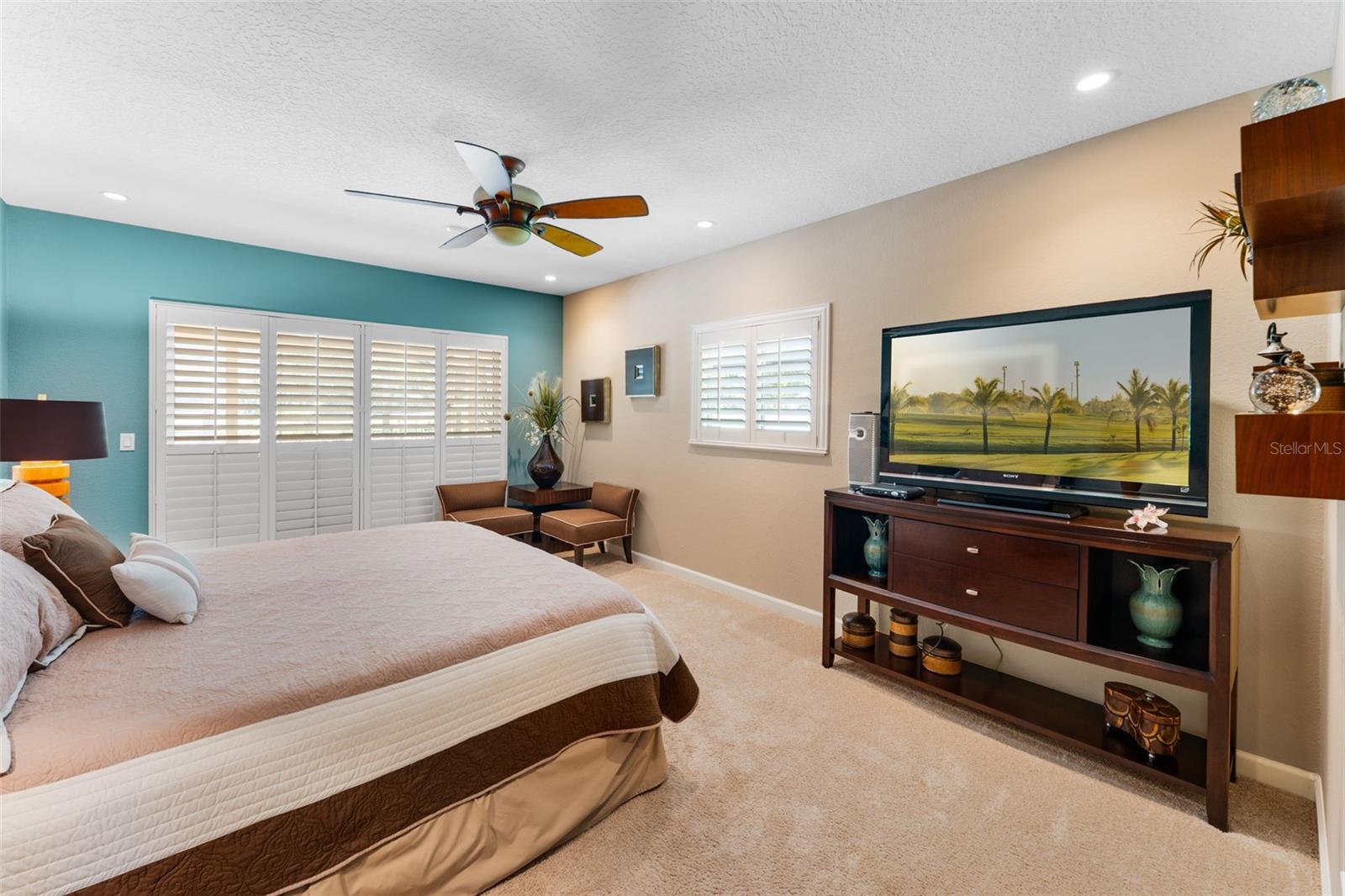 Image 29 of 59 For 3 Pine Meadow Court