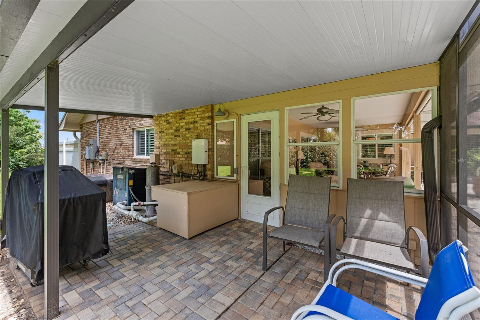 Image 42 of 59 For 3 Pine Meadow Court