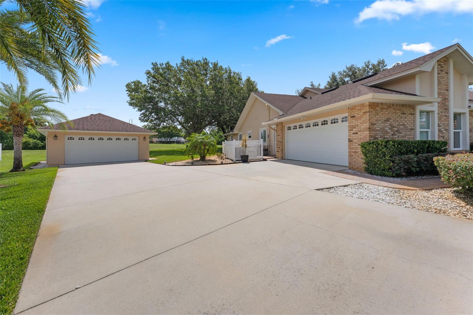 Image 6 of 59 For 3 Pine Meadow Court
