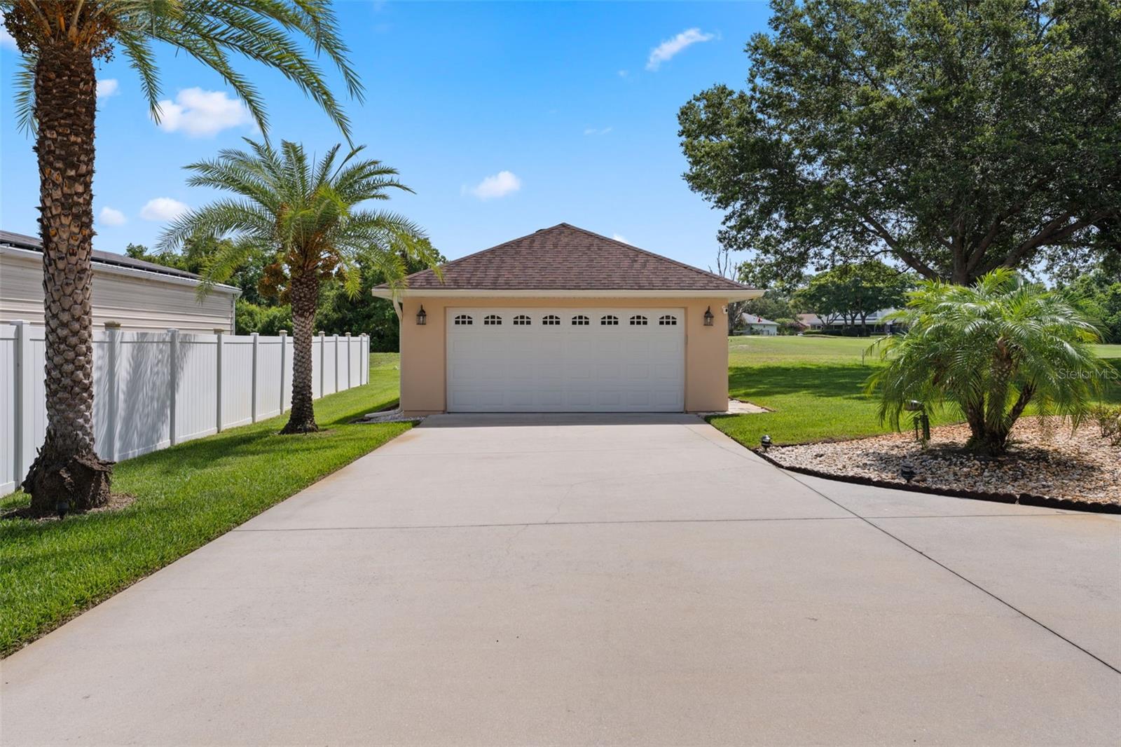 Image 7 of 59 For 3 Pine Meadow Court