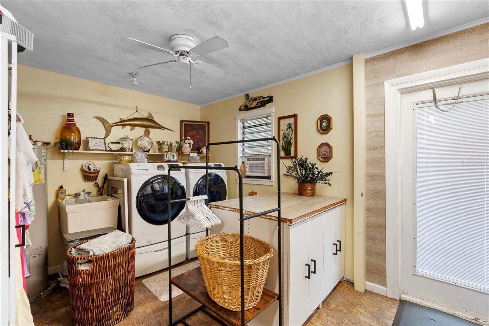 Image 36 of 48 For 552 Hamlet Drive