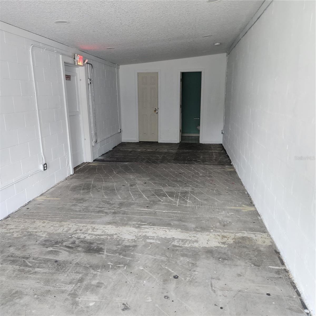 Image 4 of 6 For 227 Beresford Avenue