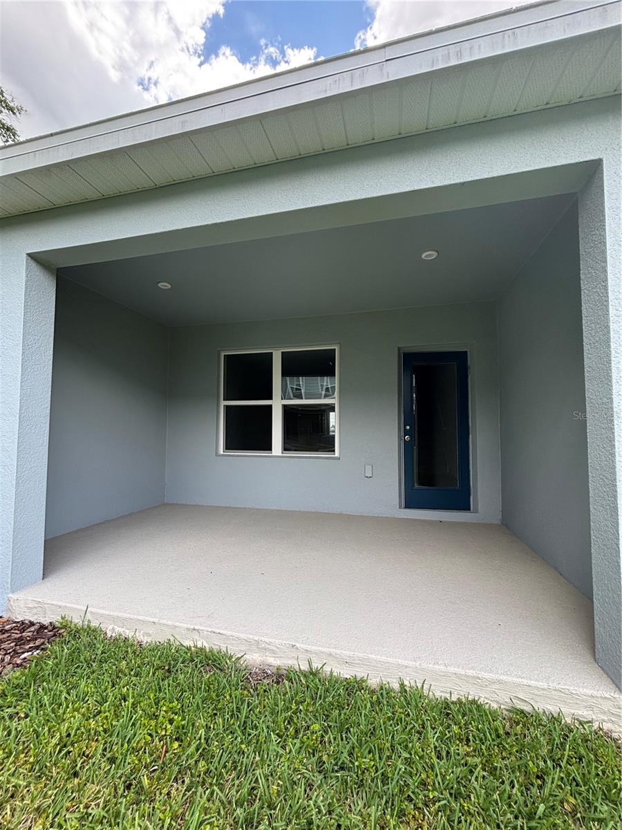 Image 18 of 36 For 2212 Fluorescent Way