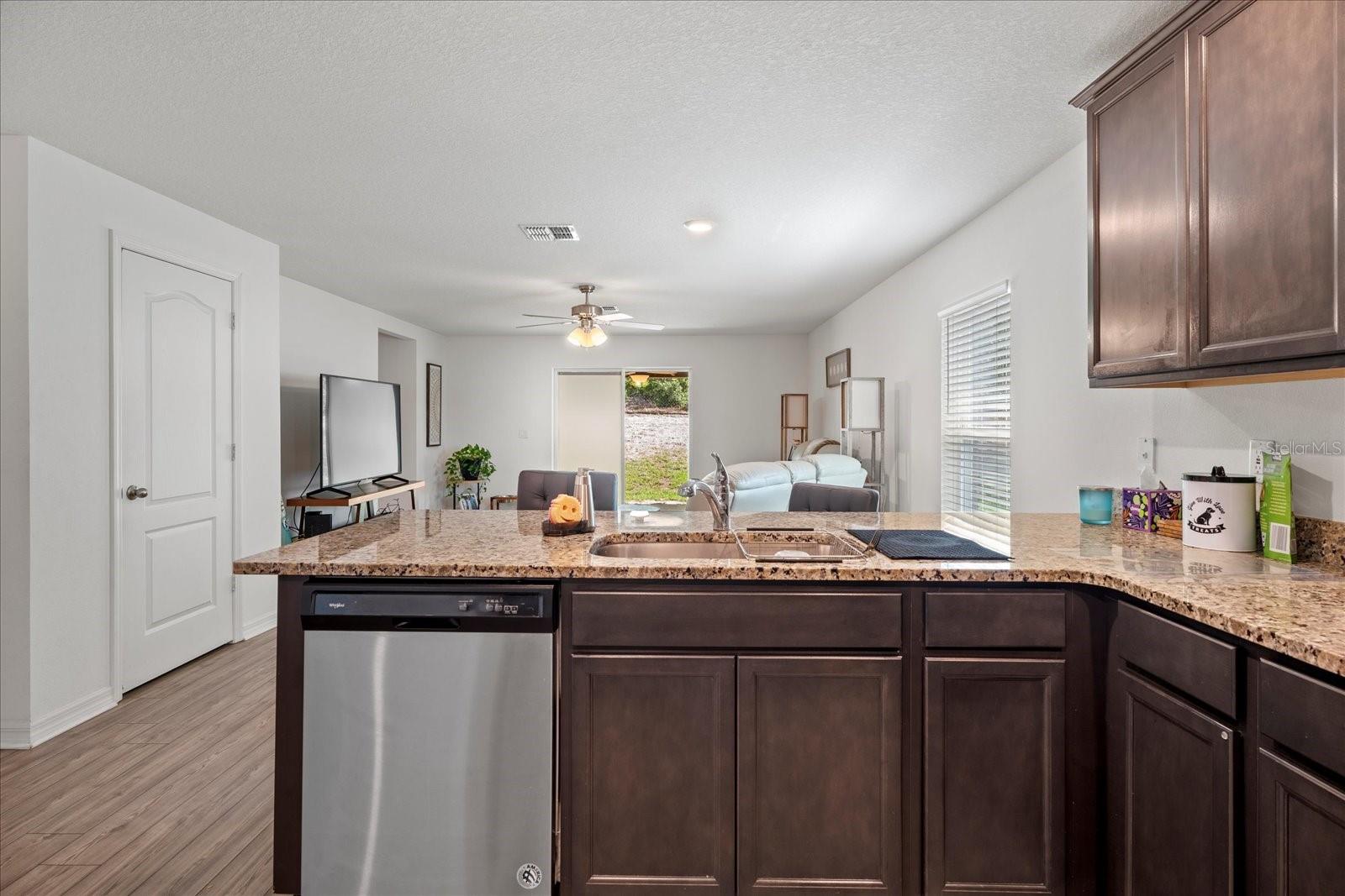 Image 17 of 57 For 1846 Acadian Drive