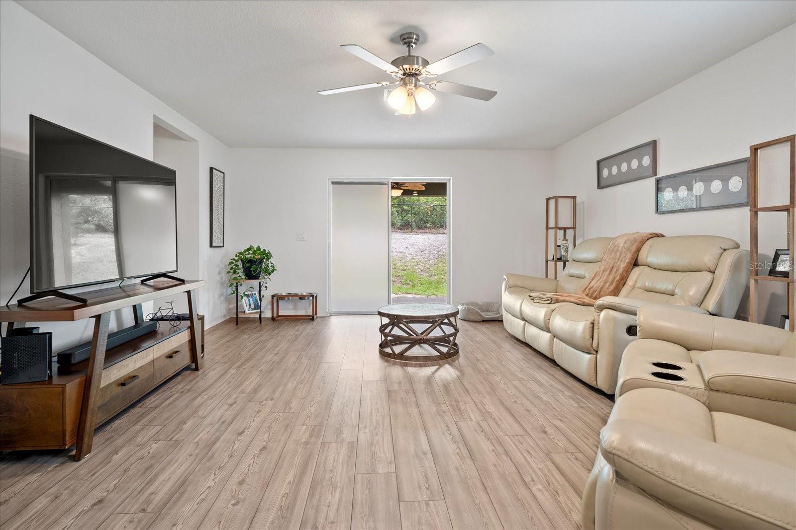Image 20 of 57 For 1846 Acadian Drive